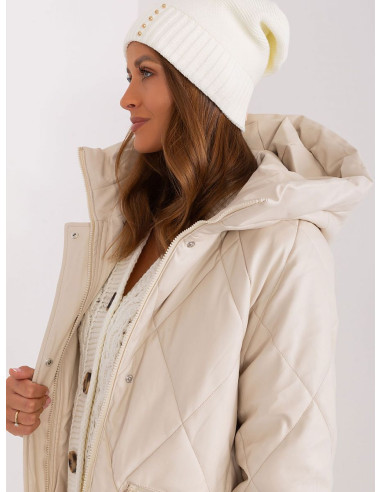 Bonnet model 187434 Rue Paris