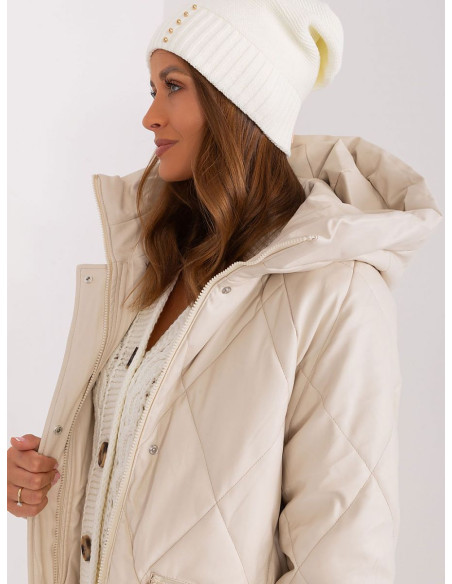 Bonnet model 187434 Rue Paris