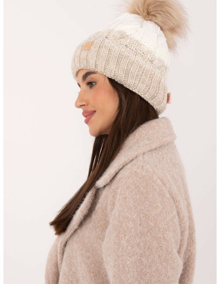 Bonnet model 201412 Rue Paris