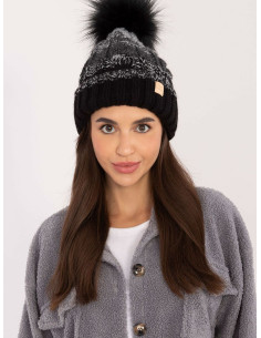 Bonnet model 201413 Rue Paris