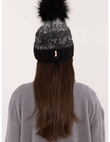 Bonnet model 201413 Rue Paris